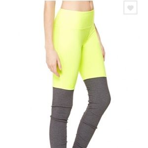 ALO Yoga Goddess Leggings (M)